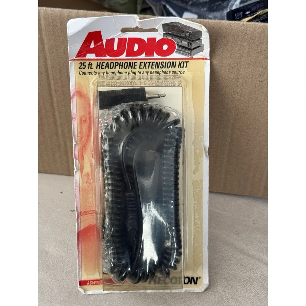 Recoton Coiled Audio Headphone Extension/Adapter Kit 25 ft Cord NOS 1999 ACW346